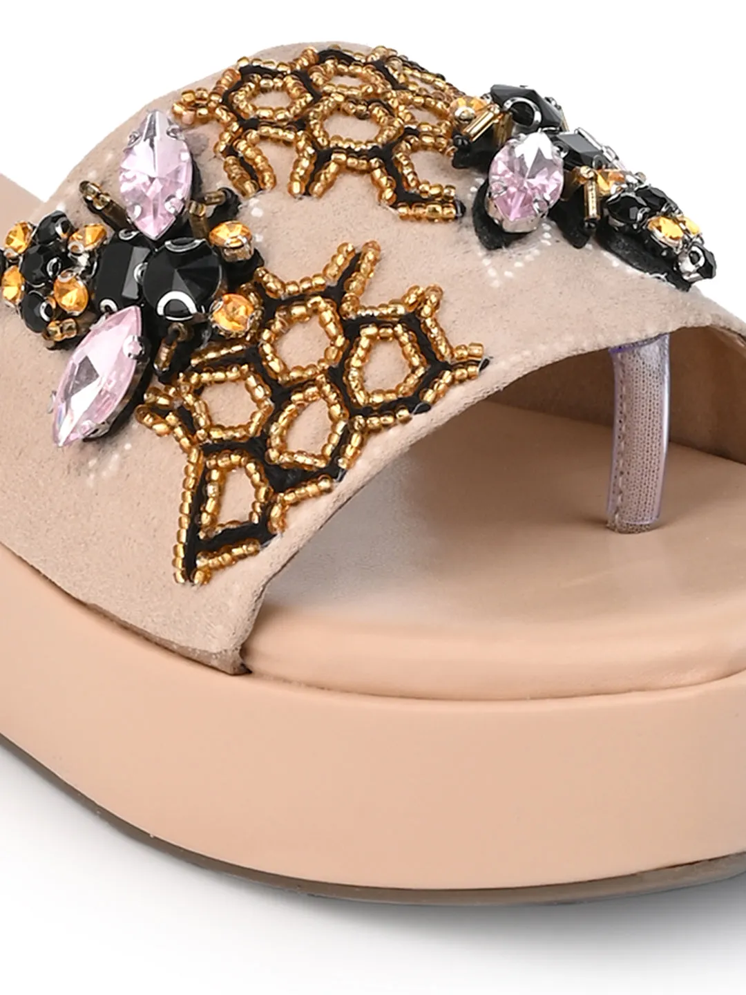 Bee Chic Slides