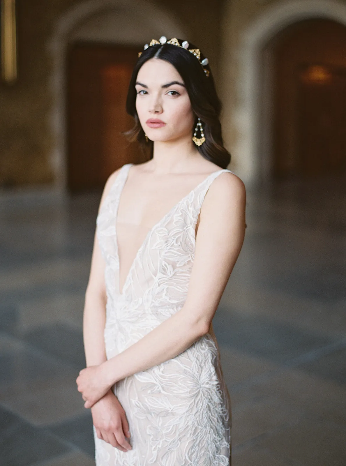 FLAVIA | Delicate Pearl Bridal Crown