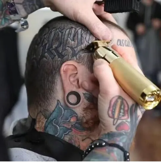 New Year Special 50% offMen's must - Newest hair clippers